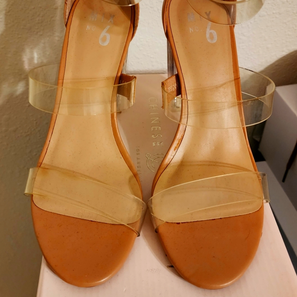 SEXY Clear heels with beige bottom